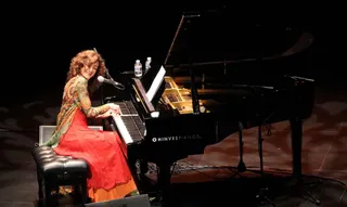 Carmen París llega a Toro con “París al piano”, un concierto íntimo para recorrer su universo musical