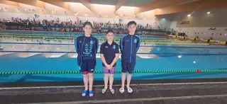 Los nadadores del CD Natación San José Obrero que participaron en el campeonato