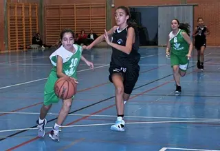 El equipo junior del CD Zamarat salva un mal fin de semana de la cantera del club
