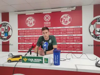 Markel Lozano en rueda de prensa previa al partido en ponferrada