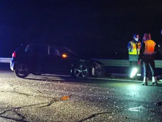 Vehiculo siniestrado en la salida de Zamora