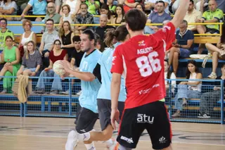 Partido de pretemporada entre el BM Zamora y el UBU San Pablo Burgos