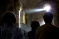 Claudio F. de la Cal / ICAL . La luz equinoccial incide sobre el capitel en la iglesia de la localidad zamorana de Santa Marta de Tera, dando comienzo al equinoccio de otoño