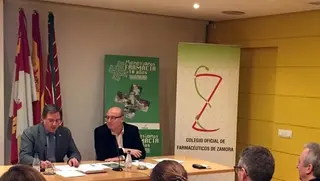 El Colegio de Farmacéuticos presenta los “10 años de Farmacia” del Centro Menesiano