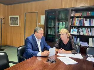 La delegada territorial y presidente de la Diputación acuerdan intensificar las reuniones para agilizar los proyectos de desarrollo para la provincia