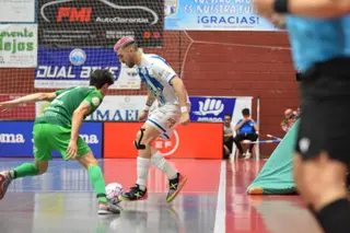 Malaguti, en un partido con el Atlético Benavente la pasada temporada