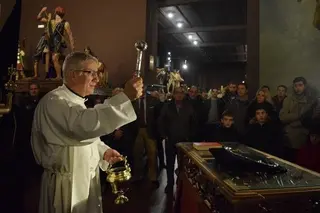 Las nuevas piezas patrimoniales del Santo Entierro reciben su bendición