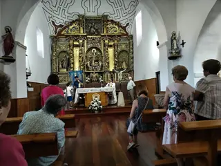 Misa y procesión en Morales de Valverde (1)