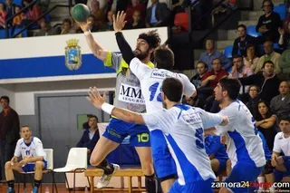 Jortos, capitán del MMT Seguros, quinta renovación del club zamorano