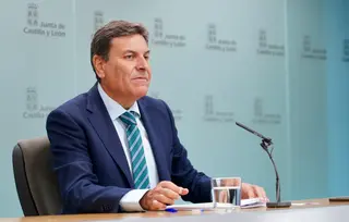 El consejero de Economí­a y Hacienda y portavoz de la Junta, Carlos Fernández Carriedo, comparece para informar de los asuntos aprobados en el Consejo de Gobierno. | Leticia Pérez. ICAL
