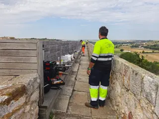 Renovación luminarias del Castillo