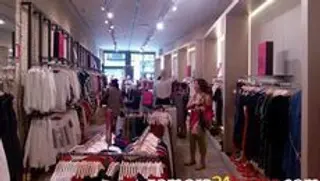 El comercio cierra las rebajas de verano con un aumento de ventas poco significativo