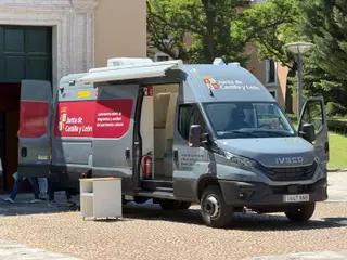 Vehículo laboratorio móvil de la Junta