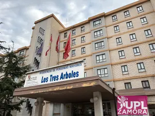 Residencia de Los Tres Árboles