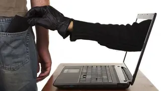 La ciberdelincuencia crece y la Policía aconseja: “Recopila todas las pruebas y denuncia”