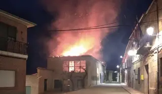 Incendio de una vivenda en Villaescusa