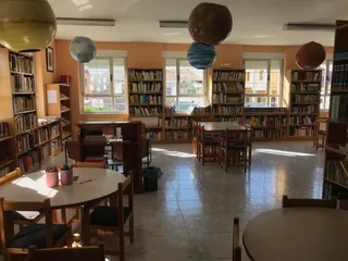 Biblioteca Pública de Morales del Vino. Archivo
