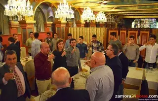 La plantilla del Zamora celebra su tradicional comida de Navidad