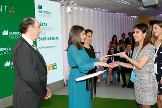 2019 01 31. Entrega de diplomas. SM la Reina e Ignacio Galán
