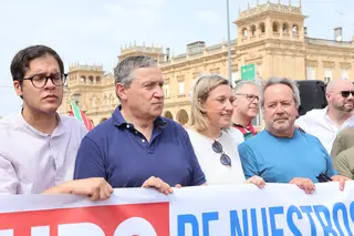 Javier Faúndez en la pasada manifestación contra la pérdida de servicios de AVE