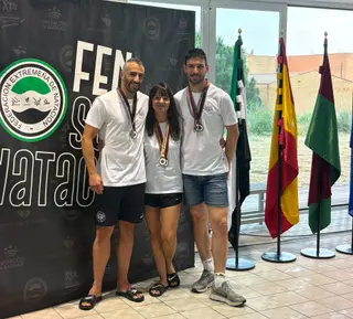 Los tres nadadores del CD Natación Zamora en el Open Máster de Extremadura