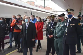 Inauguración del AVE en Zamora con la presencia de Felipe VI y Pedro Sánchez (1)