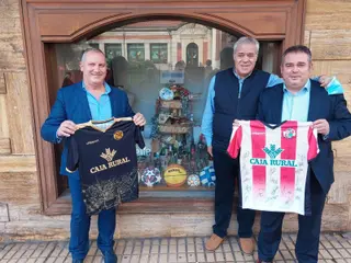 Los veteranos del Zamora entregan su cesta anual