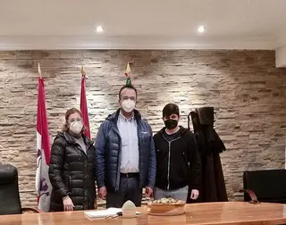 Despedida a Javi, el farmcéutico de Rabanales
