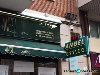 Los ópticos-optometristas ponen en marcha la campaña “Mucho que ver contigo”