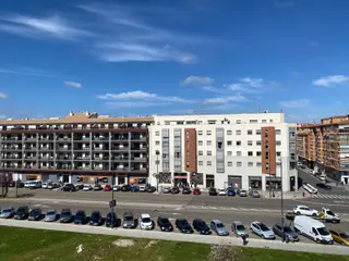 Imagen de varios bloques de vivienda en Zamora capital