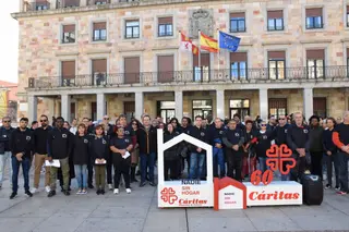 Personas sin hogar. Acto Cáritas