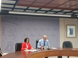 Fernando Prada presenta el nuevo curso escolar en la Delegación Territorial de la Junta