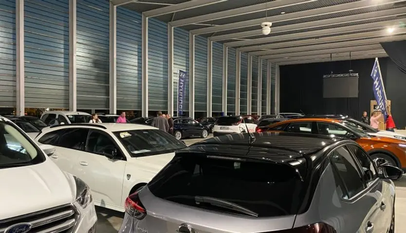 Feria del Automóvil en Ifeza
