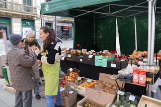 Mercado ecológico en la Plaza de la Constitución (9)