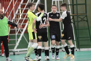 Los jugadores zamoranos celebran un gol