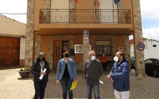 El "baby boom" en Faramontanos permite que el próximo año haya guardería
