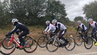 Equipo juvenil del Zamora Enamora Cycling Team