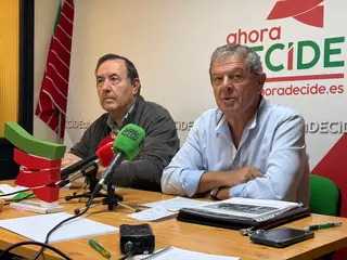 Un instante de la rueda de prensa