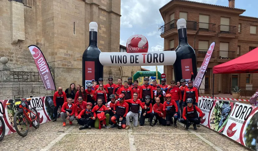 Organizadores de la VinToroBike