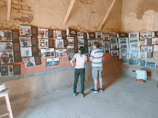 Exposición sobre el Toro de Carnaval en Morales de Valverde. Foto: Benavente Digital