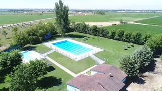 Piscina de Coreses. Archivo
