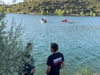 Búsqueda del desaparecido en el embalse de Ricobayo el pasado viernes