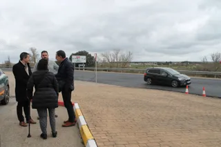 Ángel Blanco supervisa este jueves las actuaciones de mejora de la carretera N 630 y N 630a a su paso por la localidad de El Cubo del Vino