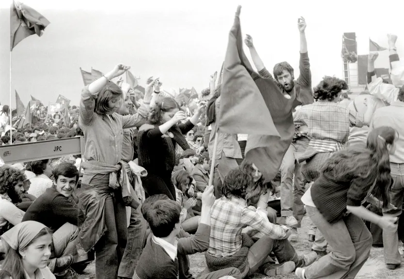 Miles de personas acudieron a la campa de Villalar el 23 de abril de 1978