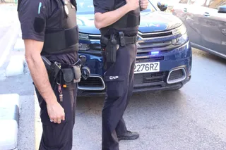 Imagen de archivo de unos agentes POLICÍA NACIONAL Archivo