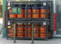 Bombonas de butano en una gasolinera. Eduardo Parra. Europa Press. Archivo