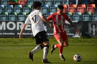 Un lance del encuentro entre el Salamanca CF UDS - Zamora CF de la temporada 20-21