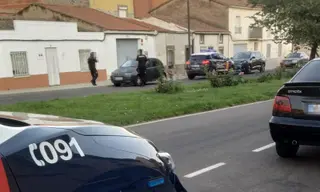 La Policía Nacional este lunes en una de las intervenciones en la calle Imperial