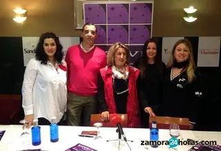 La violencia entre adolescentes, motivo central del II Desfile Solidario de AZAVI