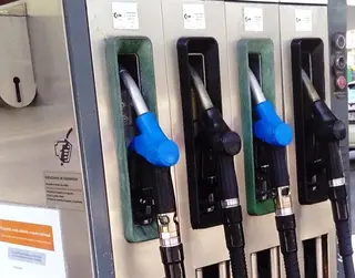 Imagen de recurso de una gasolinera.